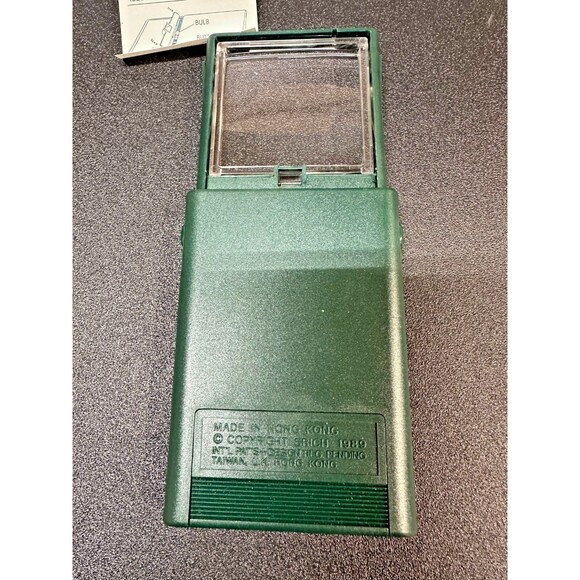 Avon Bright Perspective Magnifier Light w/ Box & Instructions – Not Working - Picture 3 of 3